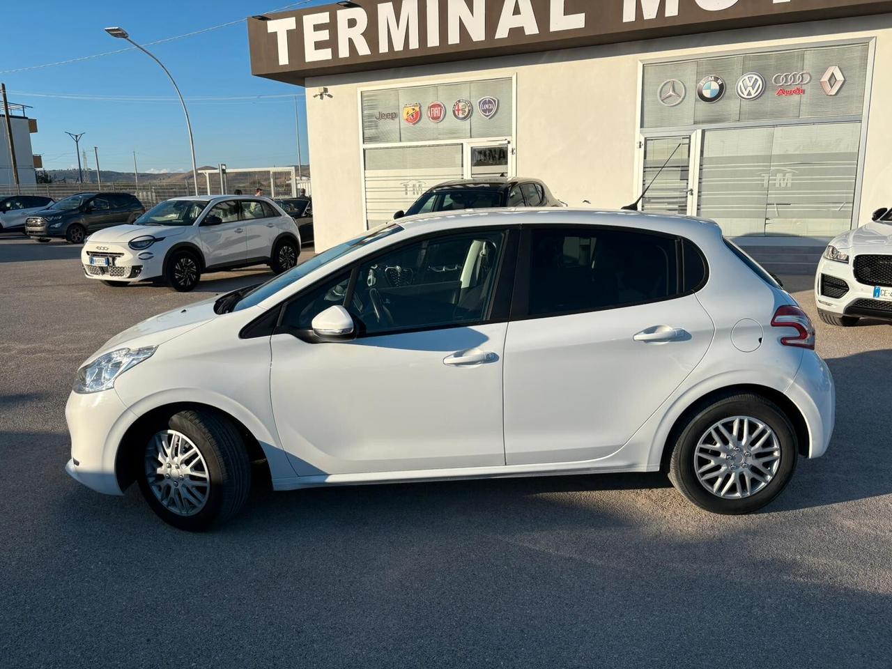 Peugeot 208 1.4 HDi 68 CV 5 porte Active