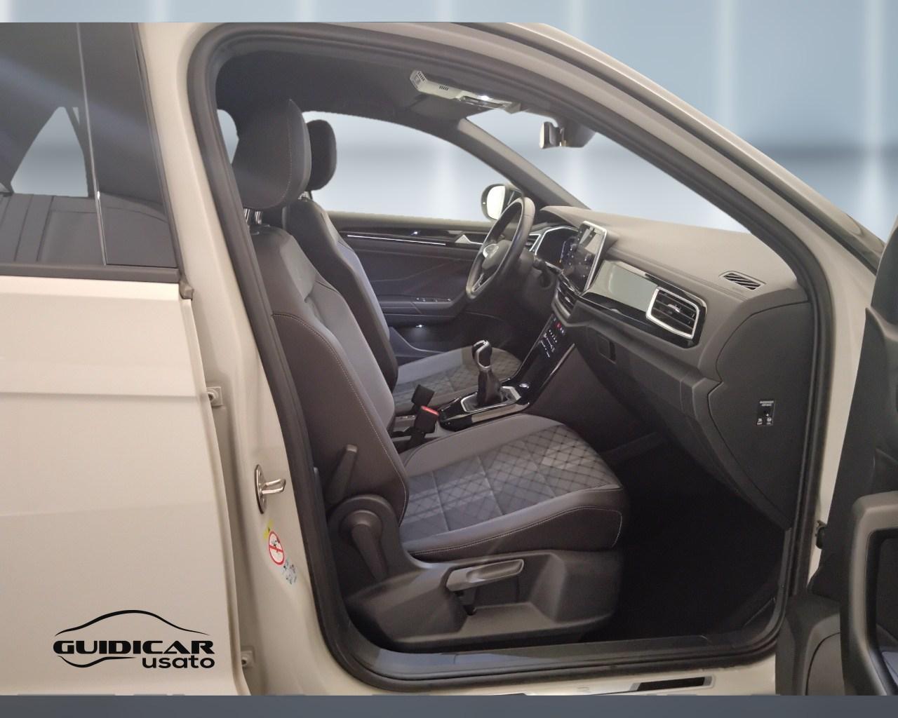 VOLKSWAGEN T-Roc I 2022 - T-Roc 1.0 tsi R-Line 110cv