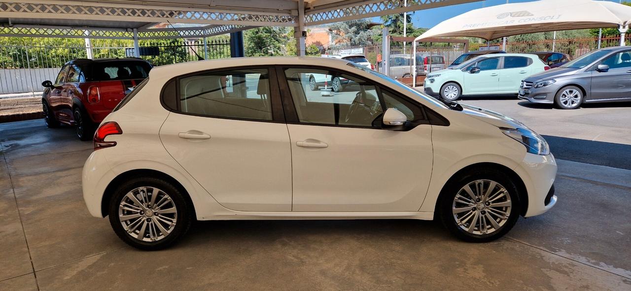 Peugeot 208 1.6 BlueHDi 75cv Allure