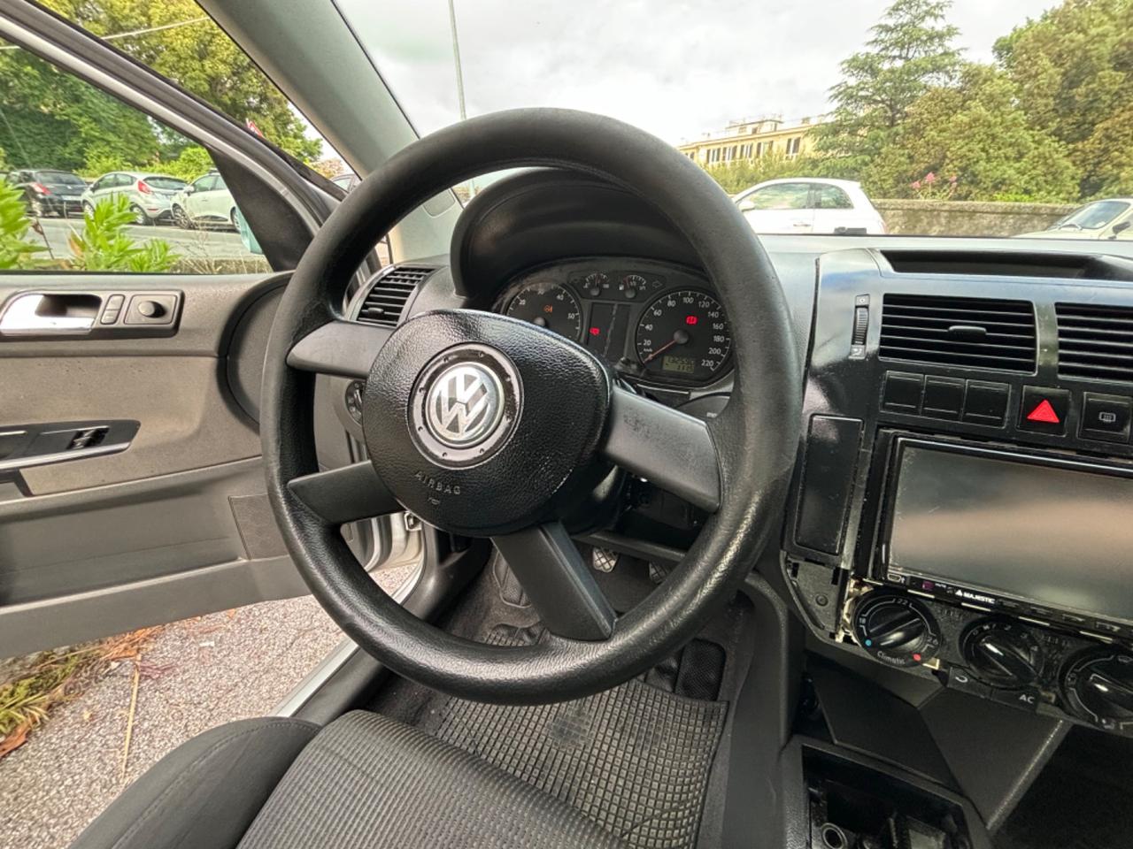 Volkswagen Polo 1.4 16V 5p. Trendline