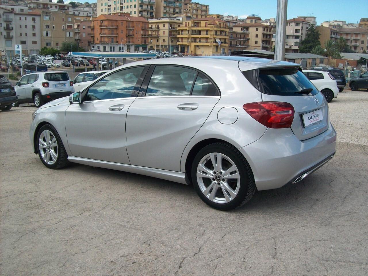 MERCEDES A 200 d CV.136 SPORT 4MATIC "2017"