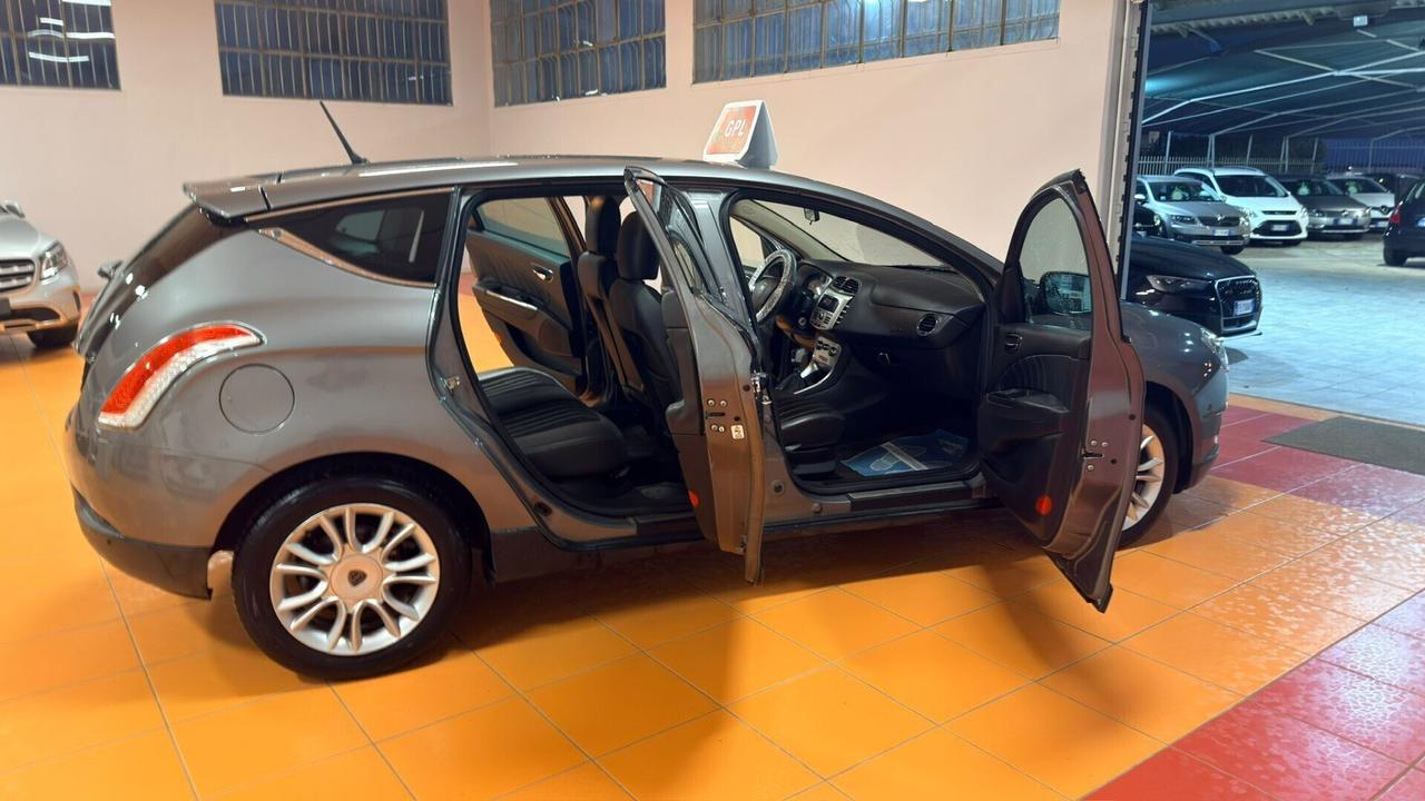 Lancia Delta 1.4 T-Jet 150 CV Argento