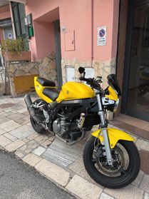 Suzuki SV 650 S 72 CV, DEPOTENZIATA A LIBRETTO, PATENTE A2, OTTIMO STATO