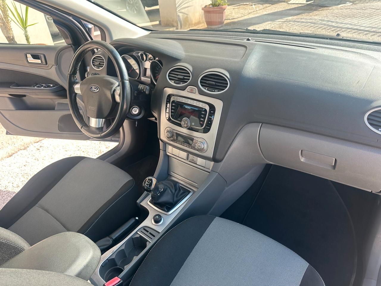 Ford Focus 1.6 TDCi (110CV) 5p. Ikon 2011 Garantita
