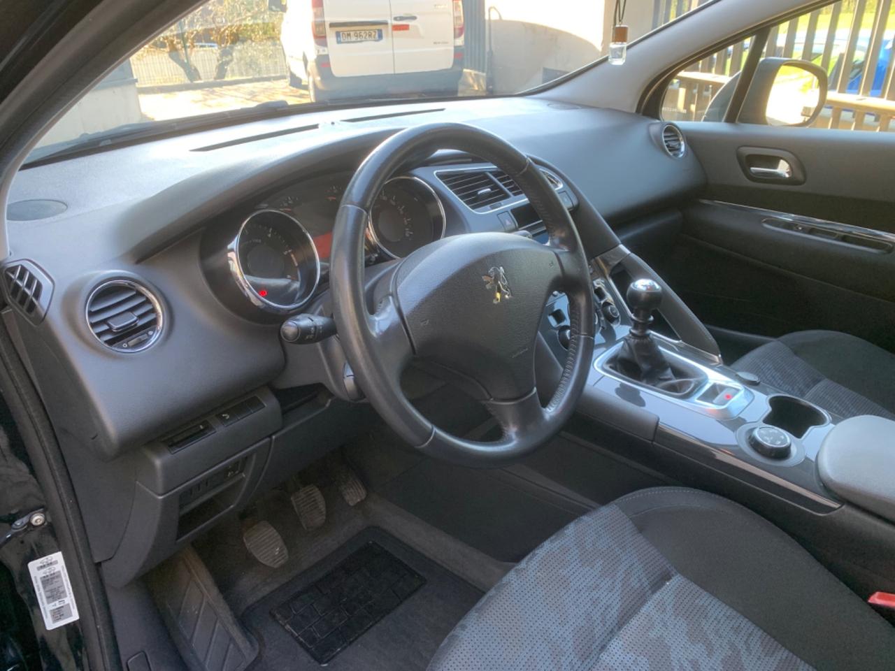 Peugeot 3008 2.0 HDi 150CV Business