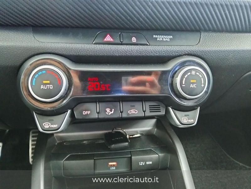 Kia Stonic 1.0 T-GDi 100 CV MHEV iMT GT Line