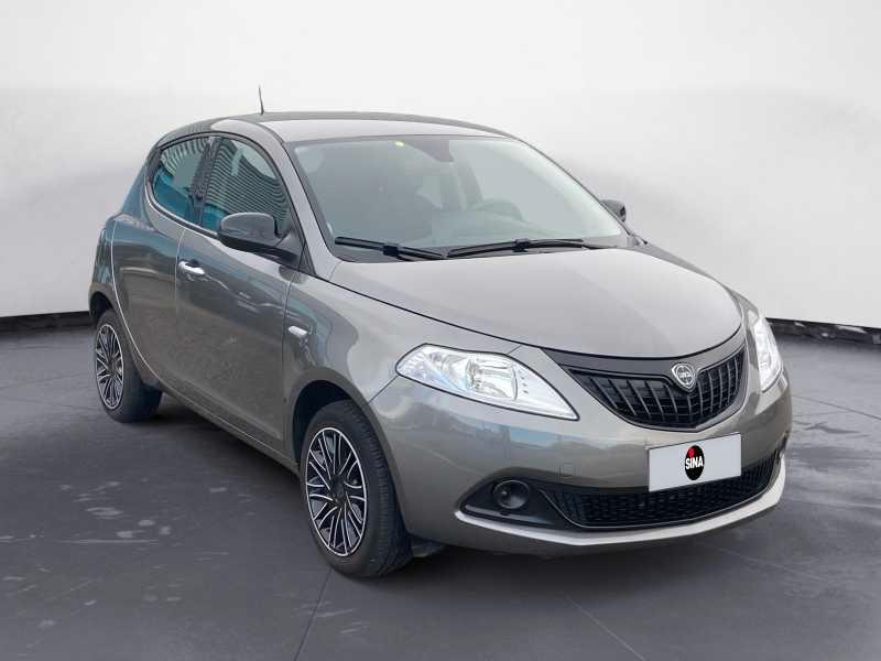 LANCIA Ypsilon 1.0 firefly hybrid Silver s&s 70cv