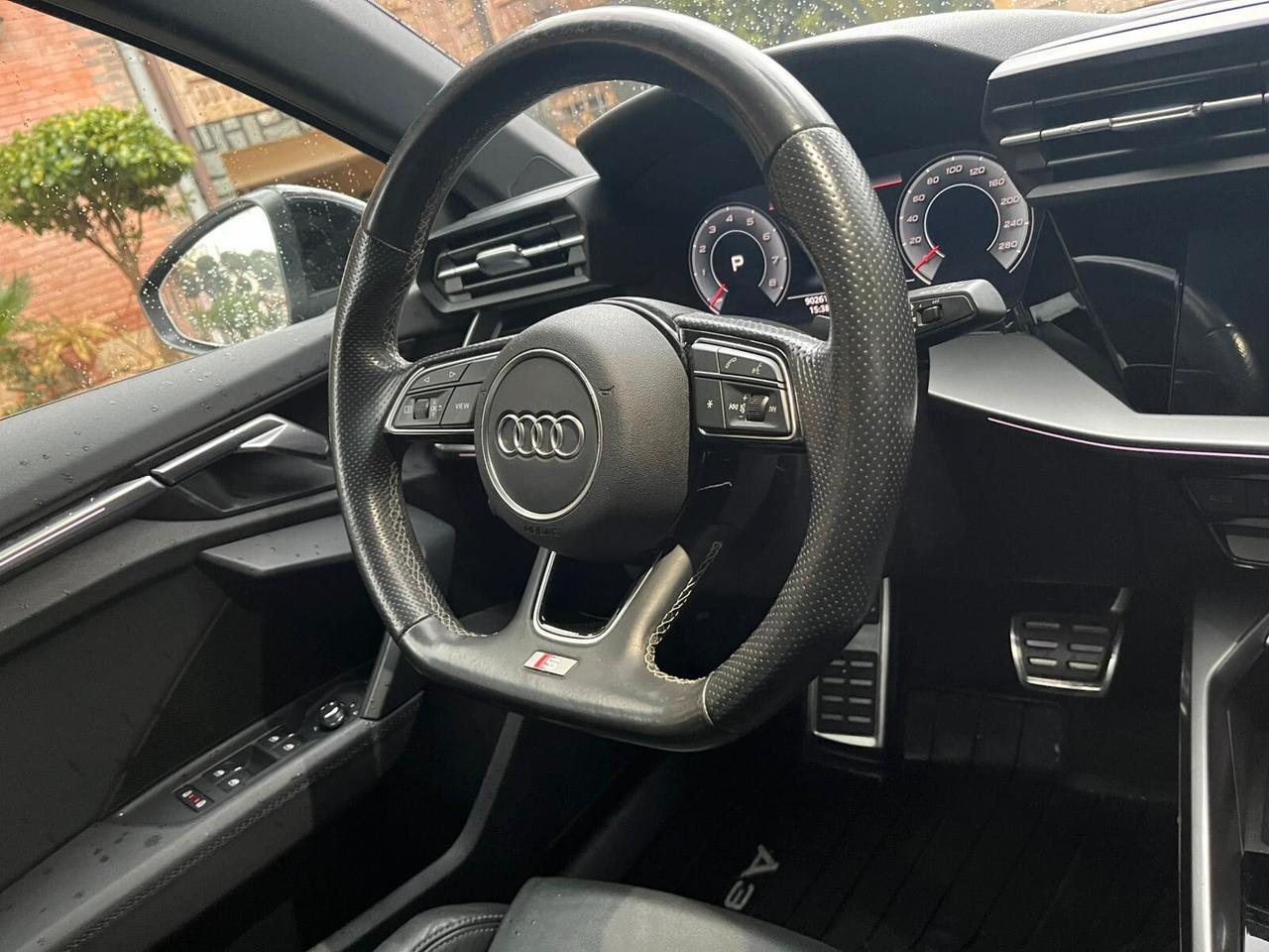 Audi A3 SPB 30 g-tron S tronic line edition FULL PELLE