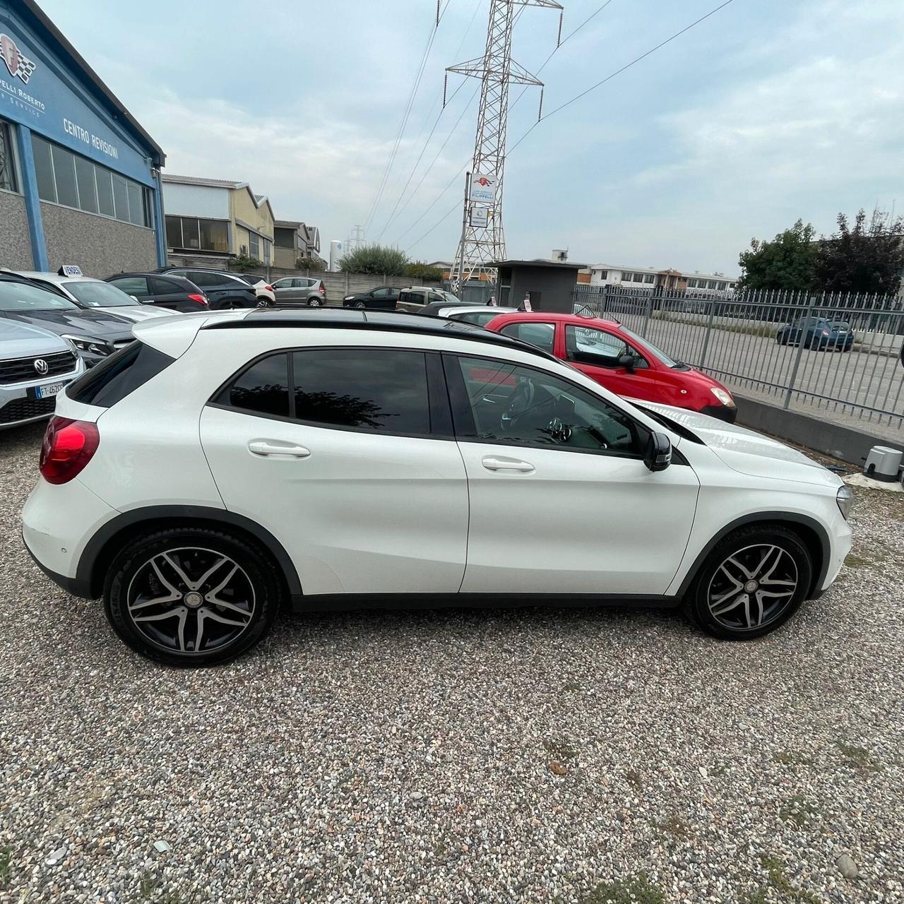 Mercedes-benz GLA 180 Executive