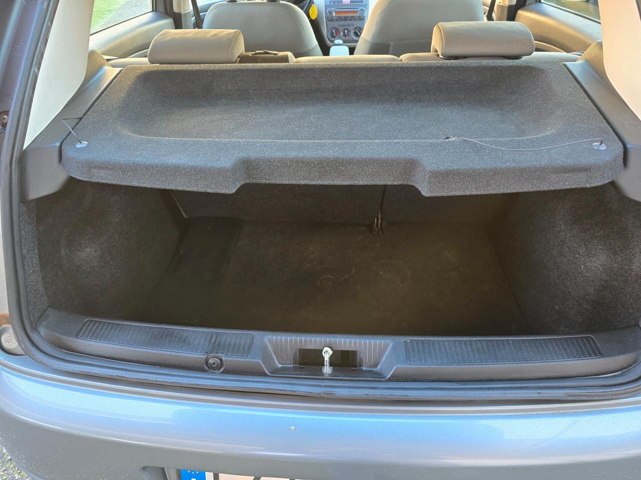 FIAT G.PUNTO 1.4BENZ 77CV 39000KM -2006