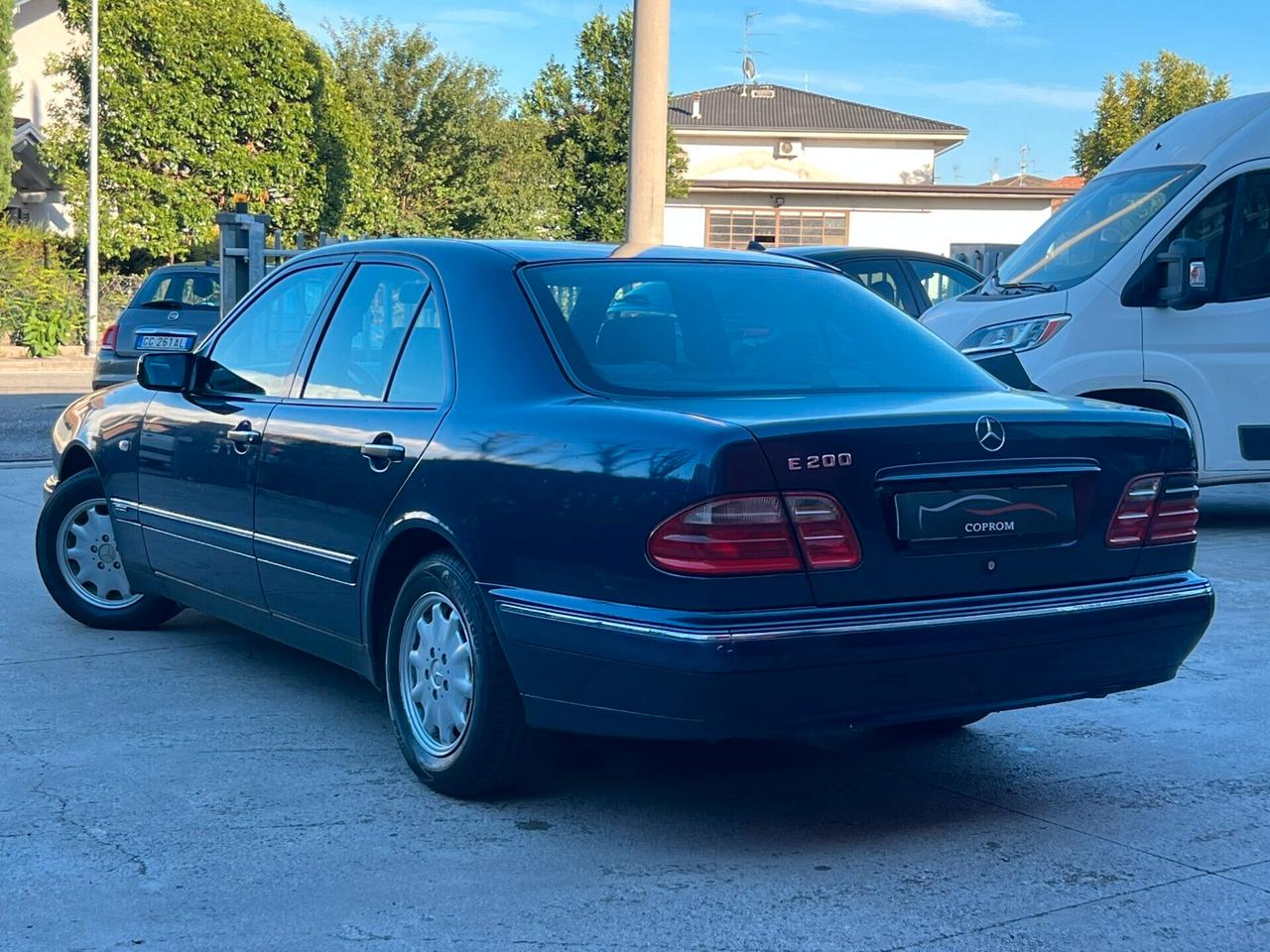 Mercedes-benz E 200 ELEGANCE - *UNICOPROPRIETARIO*