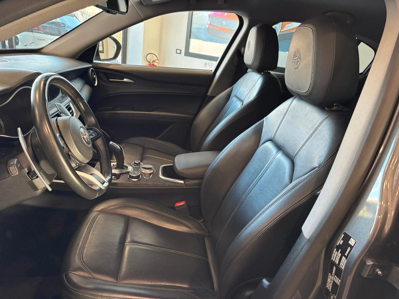 Alfa Romeo Stelvio 2.2 Turbodiesel 160 CV AT8 RWD Business