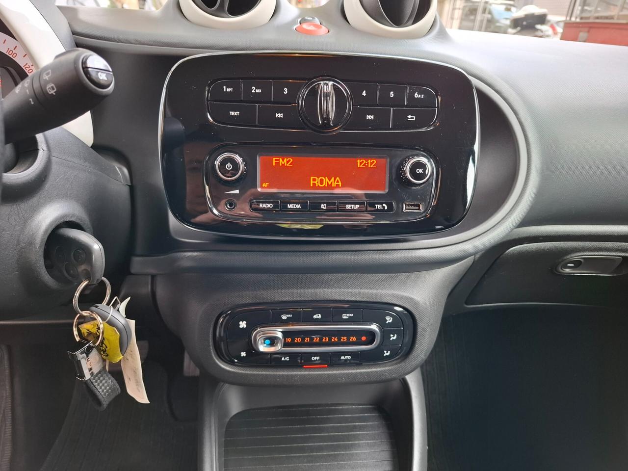 Smart ForTwo EQ PREZZO VERO TAGLIANDI OK NEOPATENTATI