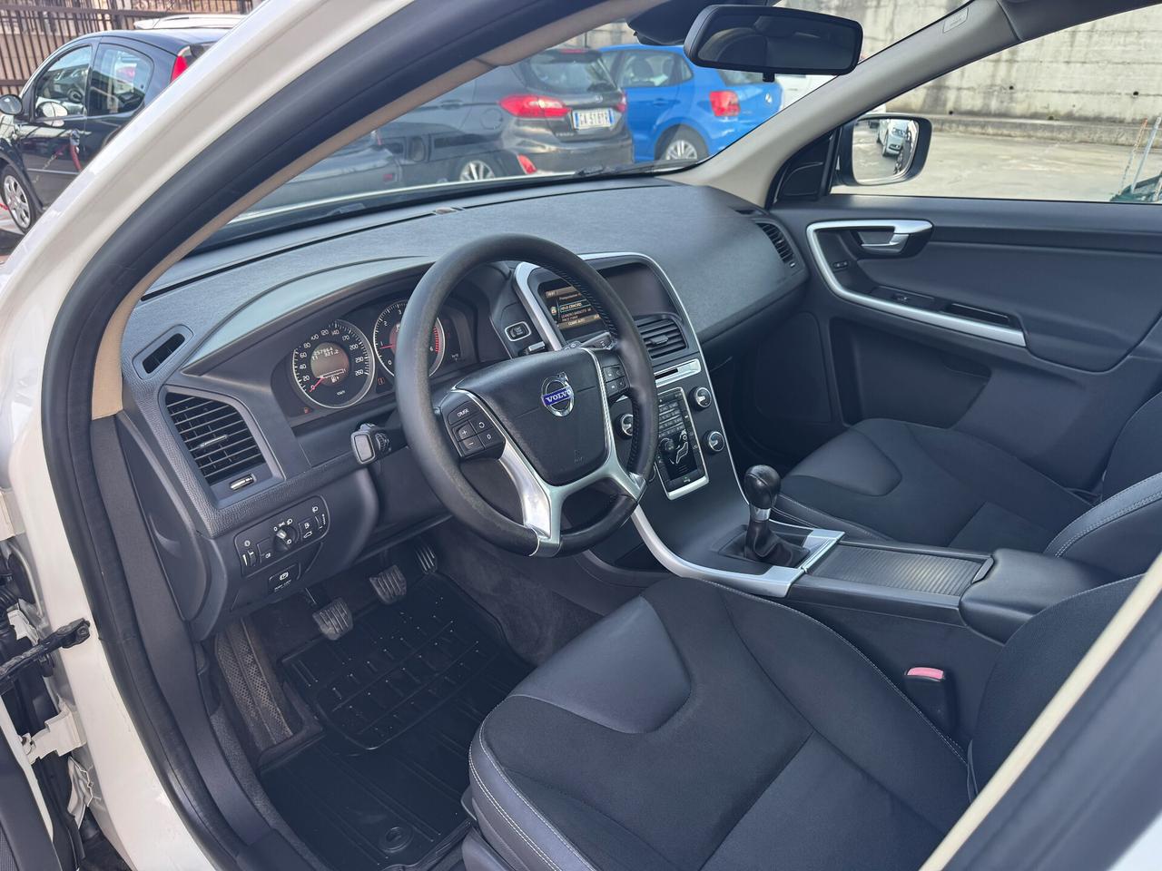 Volvo XC 60 XC60 DRIVe / AUTOCARRO N1