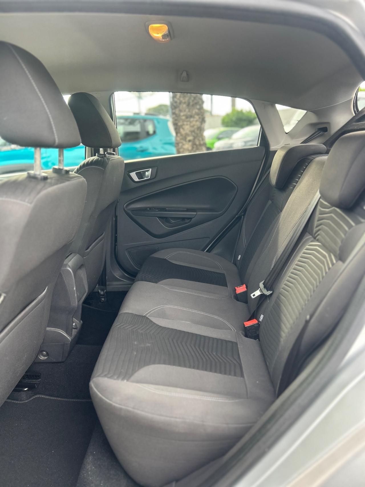 Ford Fiesta 1.5 TDCi 75CV Titanium