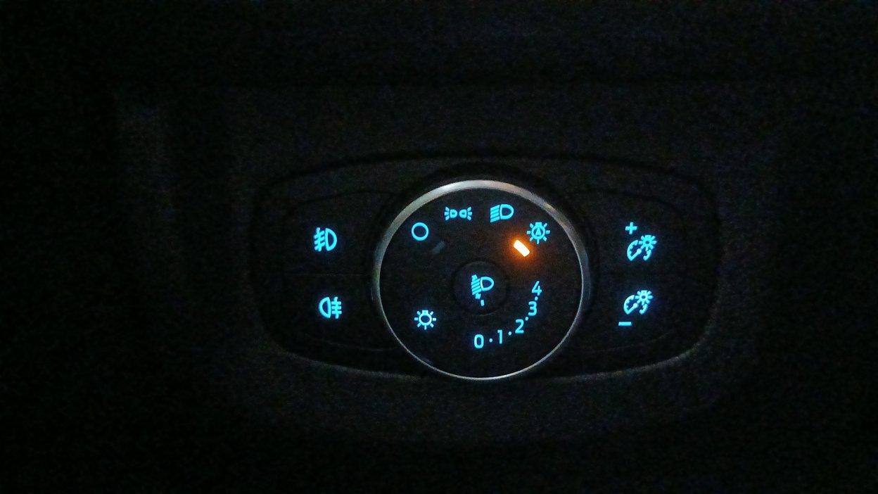 FORD Tourneo Courier 2ªs - Tourneo Courier 1.0 EcoBoost Titanium