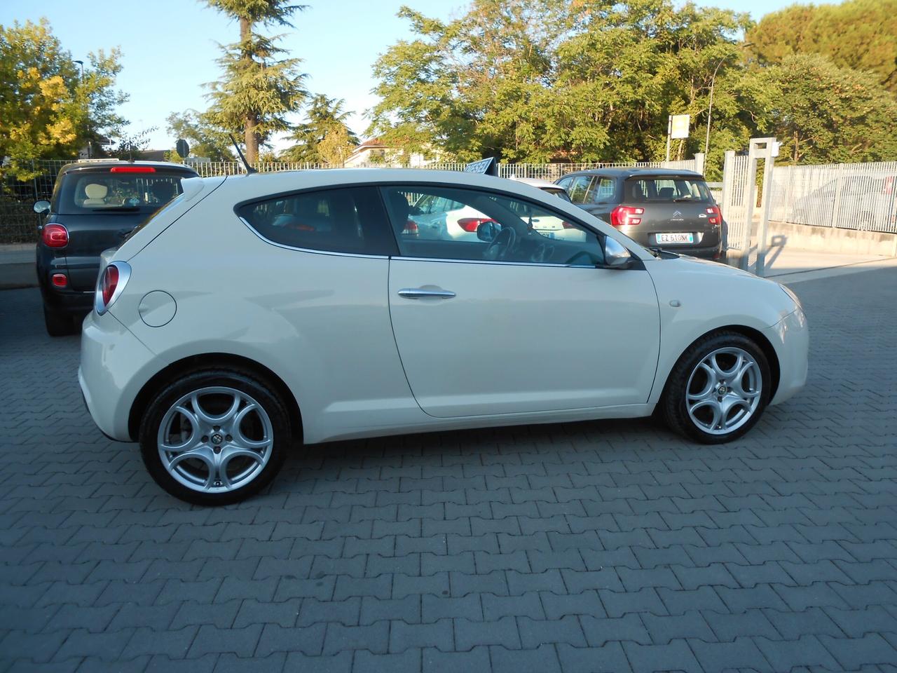 Alfa Romeo MiTo 1.3 JTDm-2 95 CV S&S Distinctive