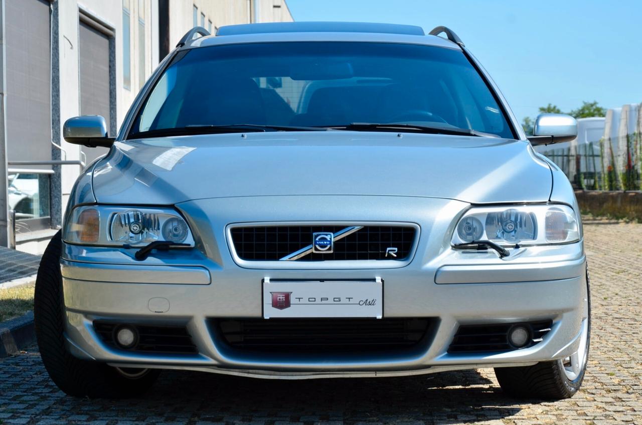 VOLVO V70 2.5 R AWD 300cv AUTO, ASI, ESENTE SUPERBOLLO, ECCELLENTI CONDIZIONI, INTROVABILE, TETTO, PERMUTE