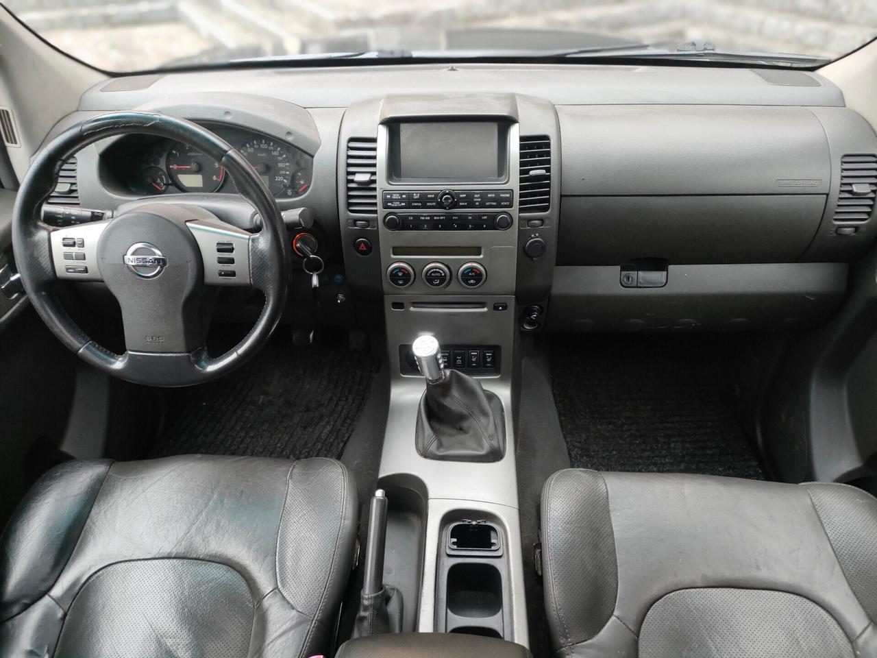 Nissan Navara 2.5 dCi PREZZO INTRATTABILE