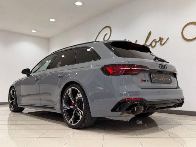 AUDI RS4 TFSI Avant Full Optionals