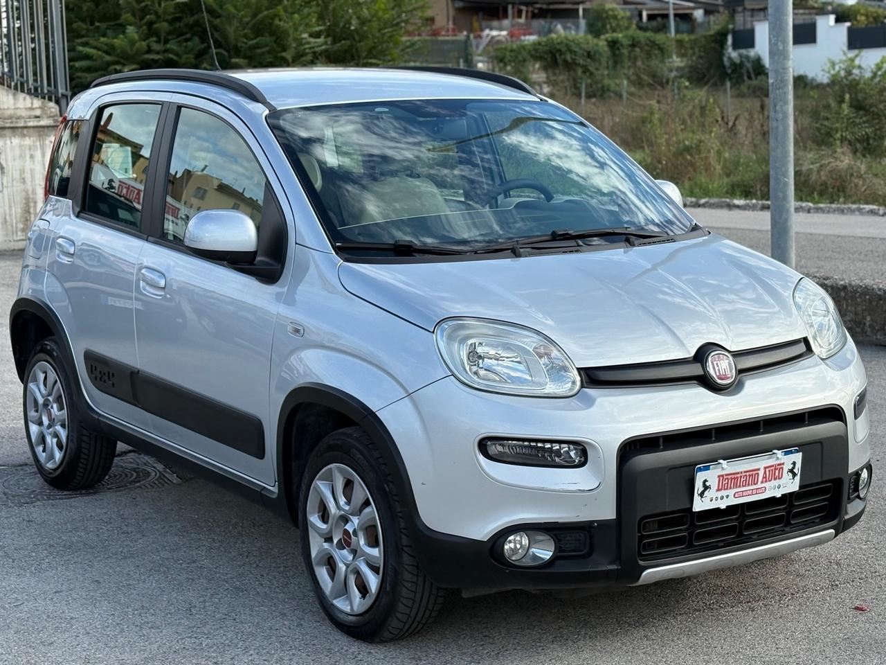 Fiat Panda 4x4 1.3 MJT 75 CV TREKKING FULL OPT