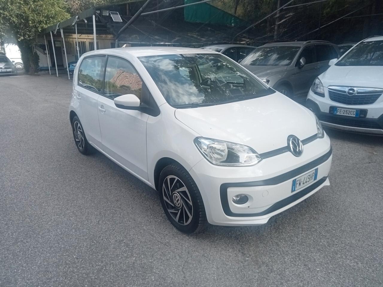 Volkswagen up! 1.0 75 CV 5p. Cambio automatico OK Neopatentati
