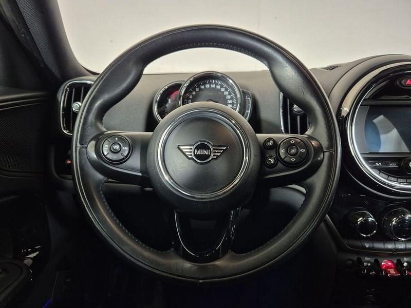 MINI Countryman Mini F60 2017 Diese Mini 2.0 Cooper D Hype all4 auto my18