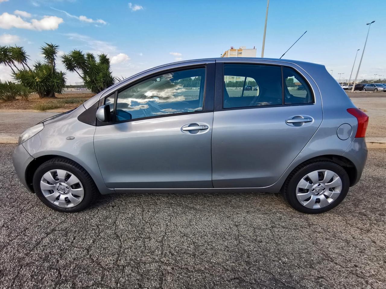 Toyota Yaris 1.0 5 porte Sol 2006
