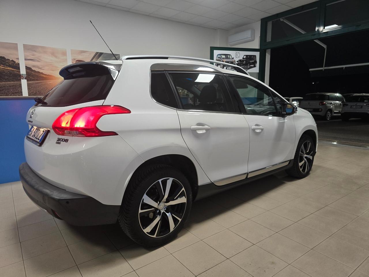 Peugeot 2008 1.6 e-HDi 92 CV Stop&Start Allure