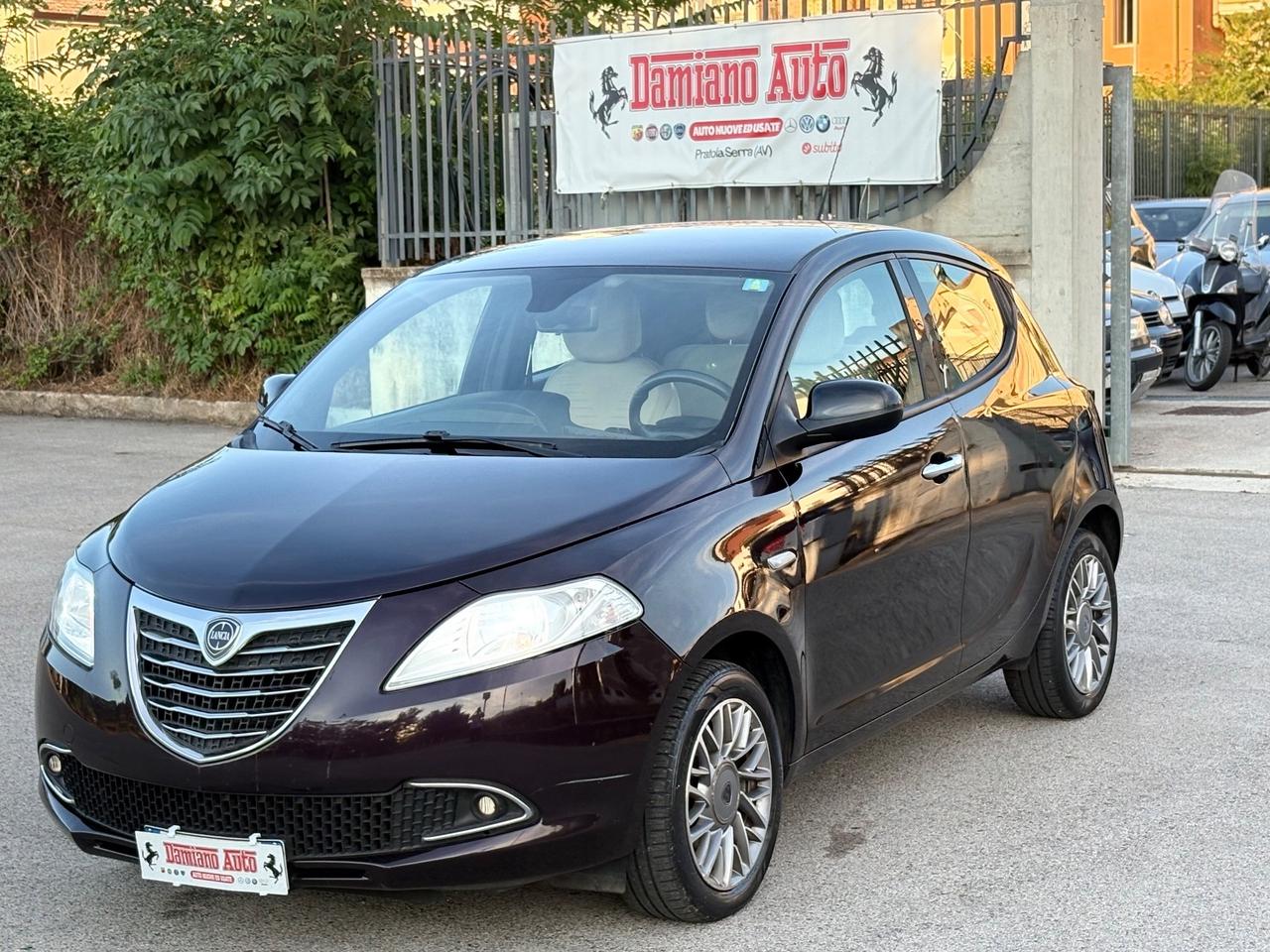 Lancia Ypsilon 1.3 MJT 95CV Platinum FULL/Pelle