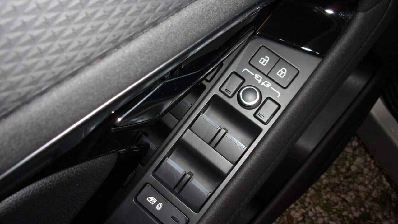 Land Rover Range Evoque 2.0D I4 204 CV AWD Auto R-Dynamic HSE