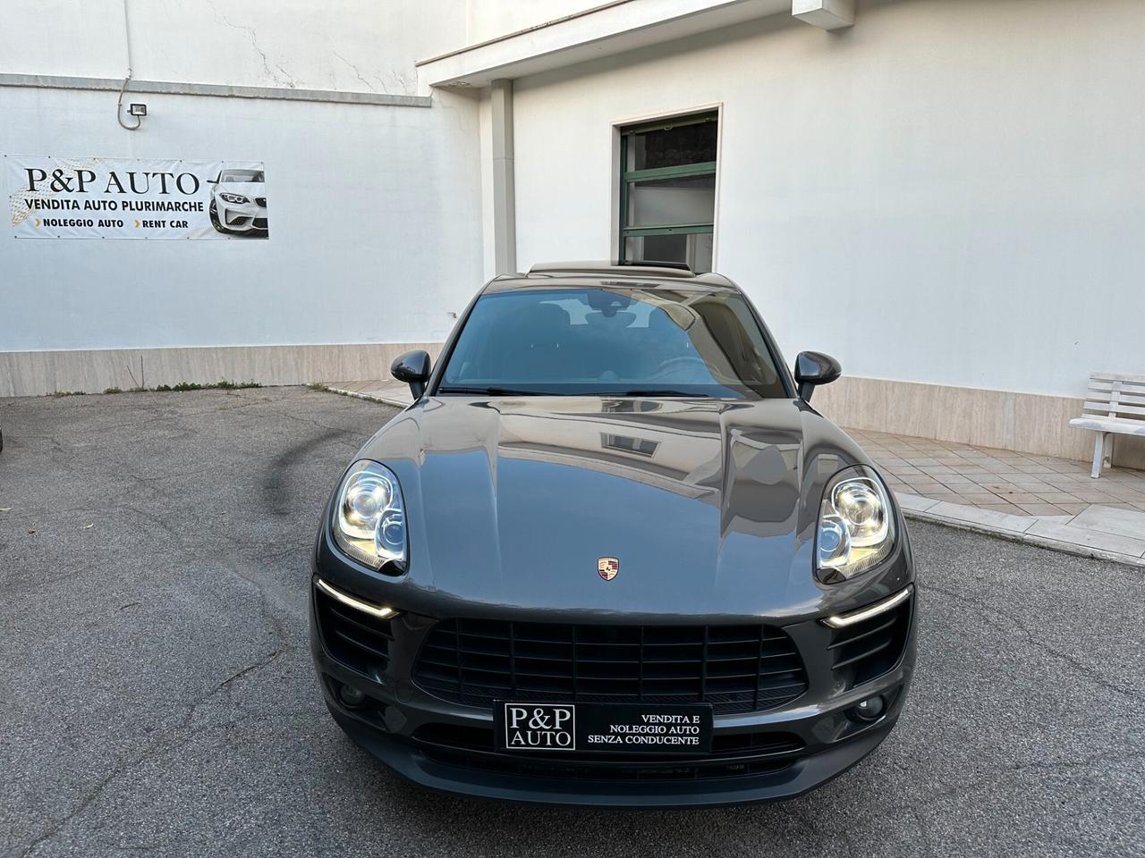 Porsche Macan S