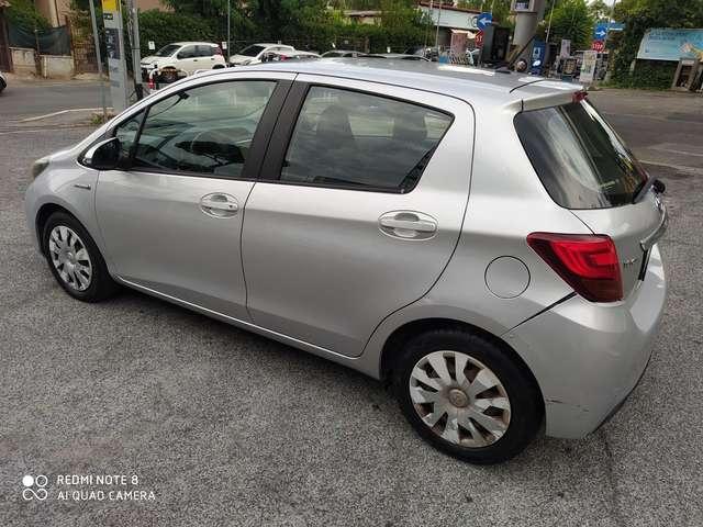 Toyota Yaris Yaris III 2015 5p 1.5h Active