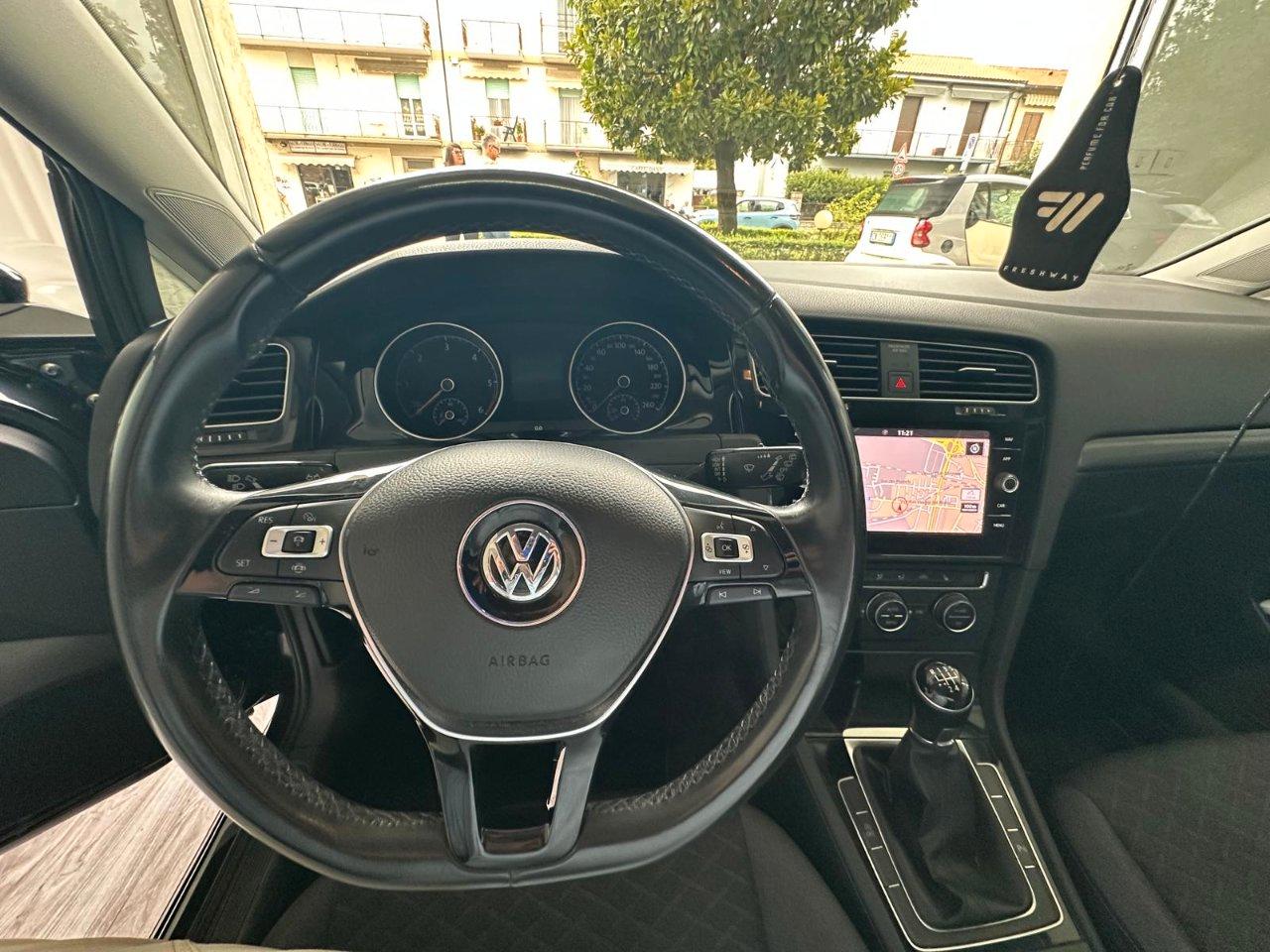 Volkswagen Golf 5 Porte Golf 5p 1.6 tdi Highline 115cv