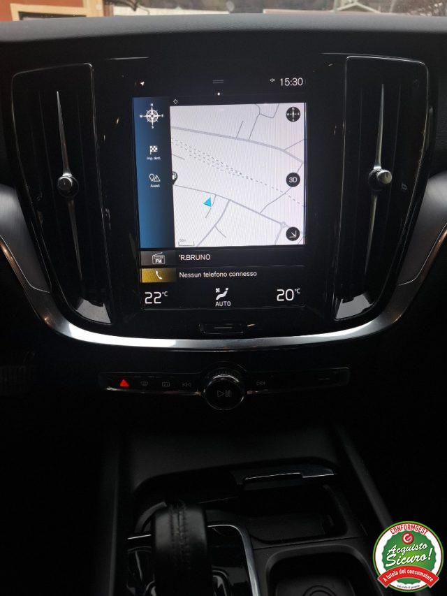 VOLVO V60 Cross Country B4 (d) AWD Geartronic Business Pro Line