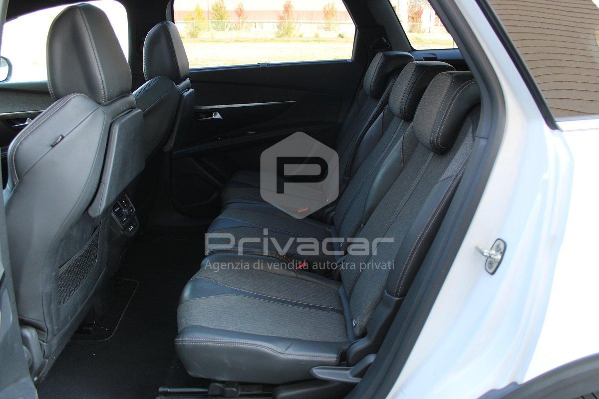 PEUGEOT 5008 BlueHDi 130 S&S GT Line