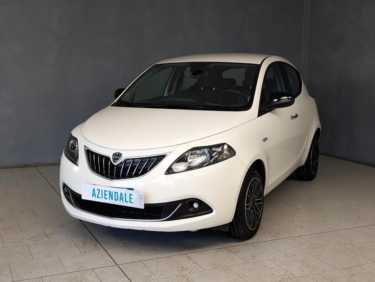 Lancia Ypsilon 1.0 Hybrid 70cv Gold