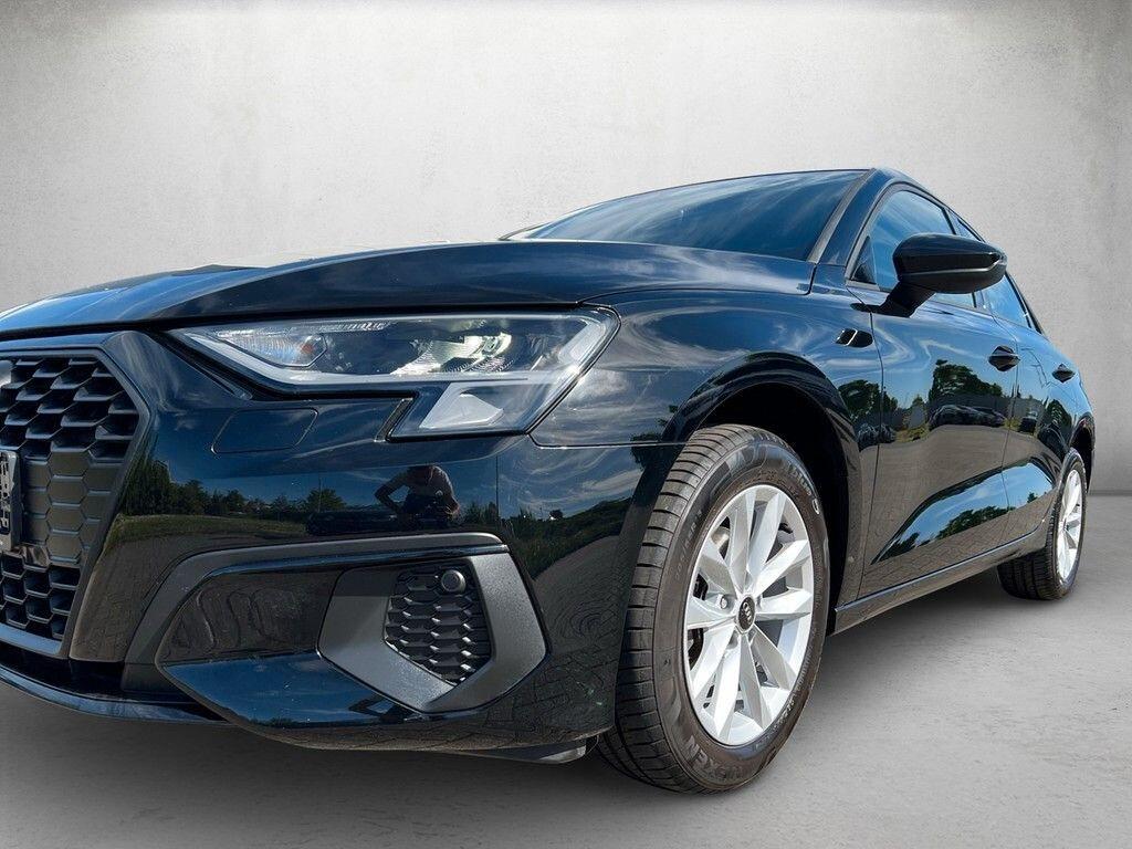 Audi A3 Sedan 30 TDI Business