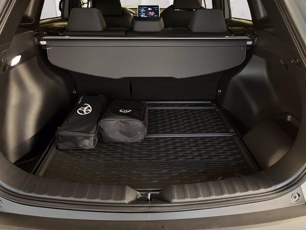 TOYOTA Corolla Cross 2.0h Trend awd-i 197cv e-cvt del 2023