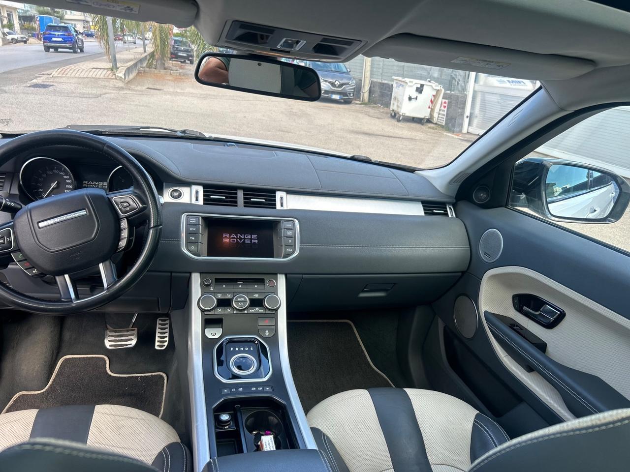 Land Rover Range Evoque 2.2 TD4 5p. Prestige