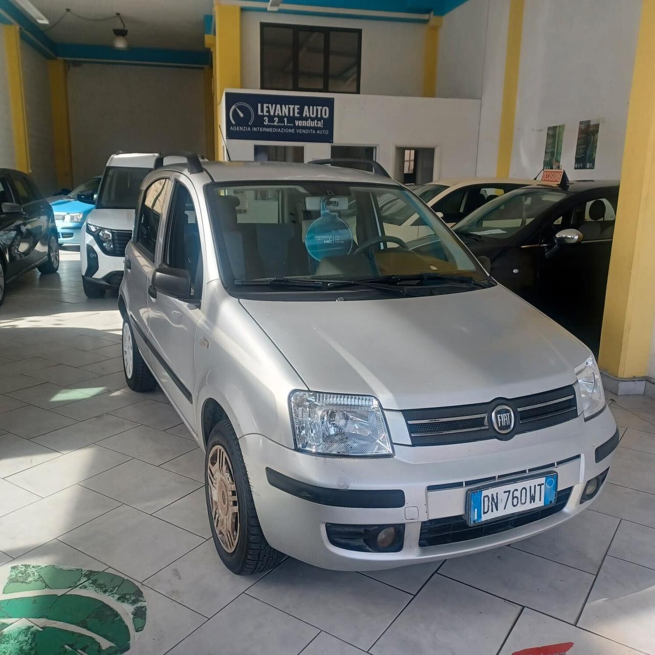 20.000km CON IL MOTORE RIFATTO GARANZIA 12 MESI PANDA 1.2