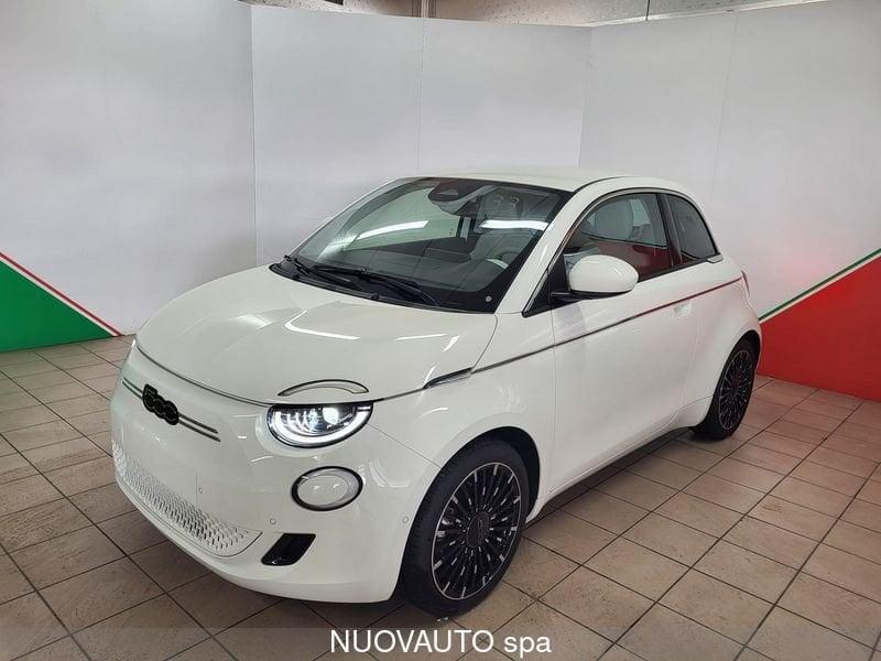 FIAT 500 Electric La Prima 3+1 118cv