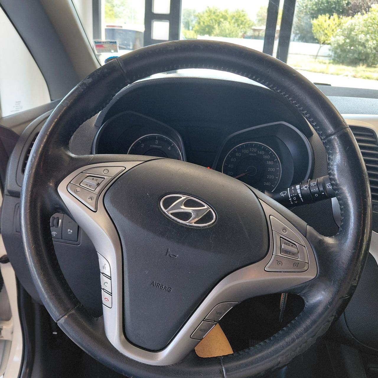 HYUNDAI IX20 ANNO 2012 DS 1.4 ADATTA NEOPATENTATI KM 100 MILA