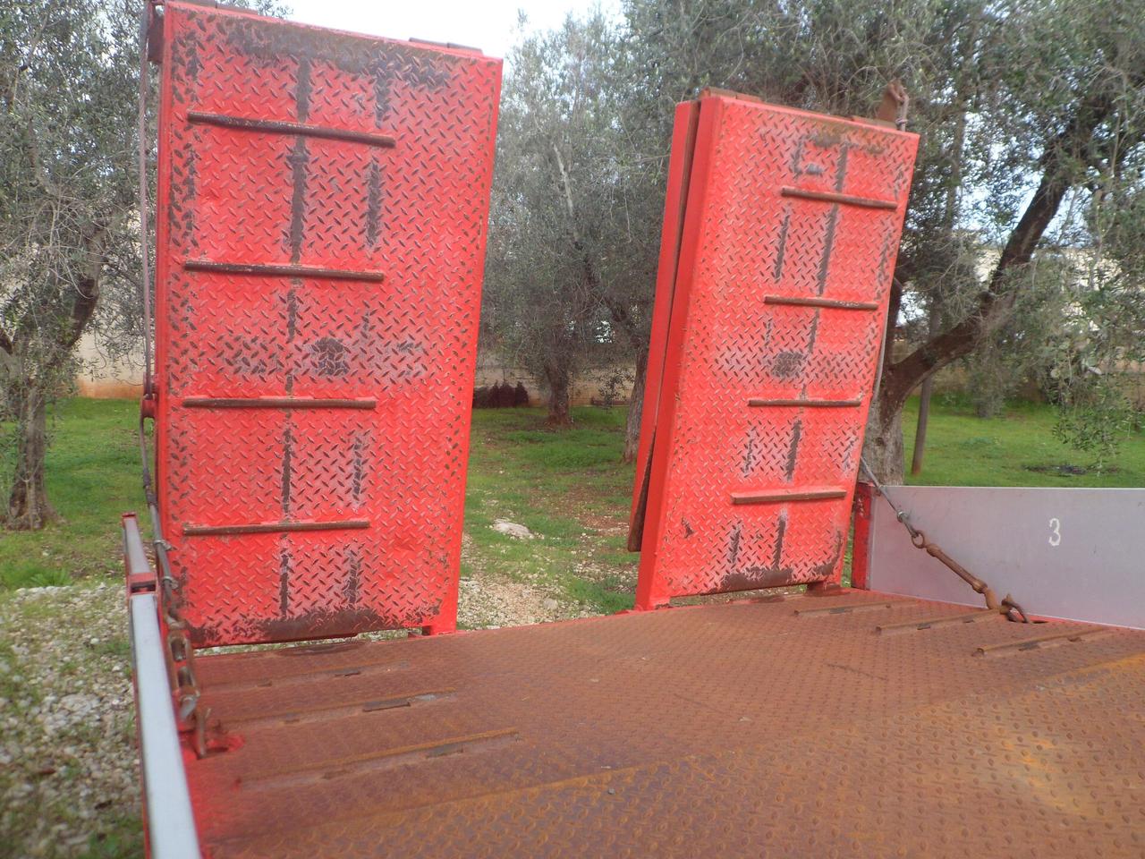 Iveco eurotech 440e42 pianale con rampe 4 assi