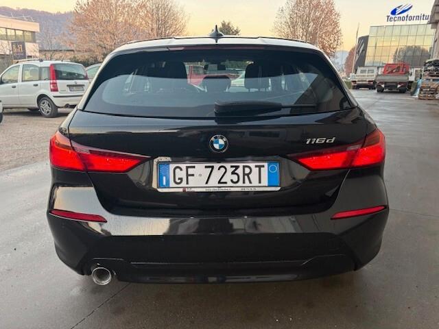 Bmw 116 116d 5p. Advantage