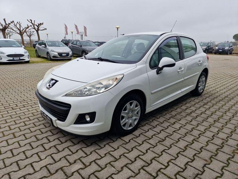 Peugeot 207 Plus 1.4 HDi 70CV 5 porte