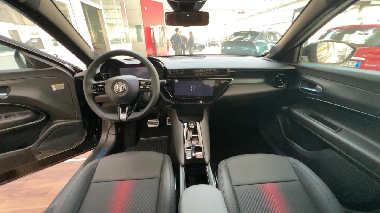 Alfa Romeo Junior 1.2 136 CV Hybrid eDCT6 Speciale