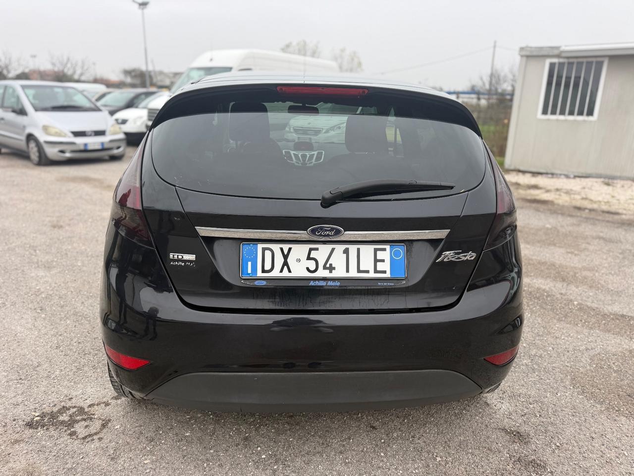 Ford Fiesta 1.4 TDCi 68CV 5 porte Titanium