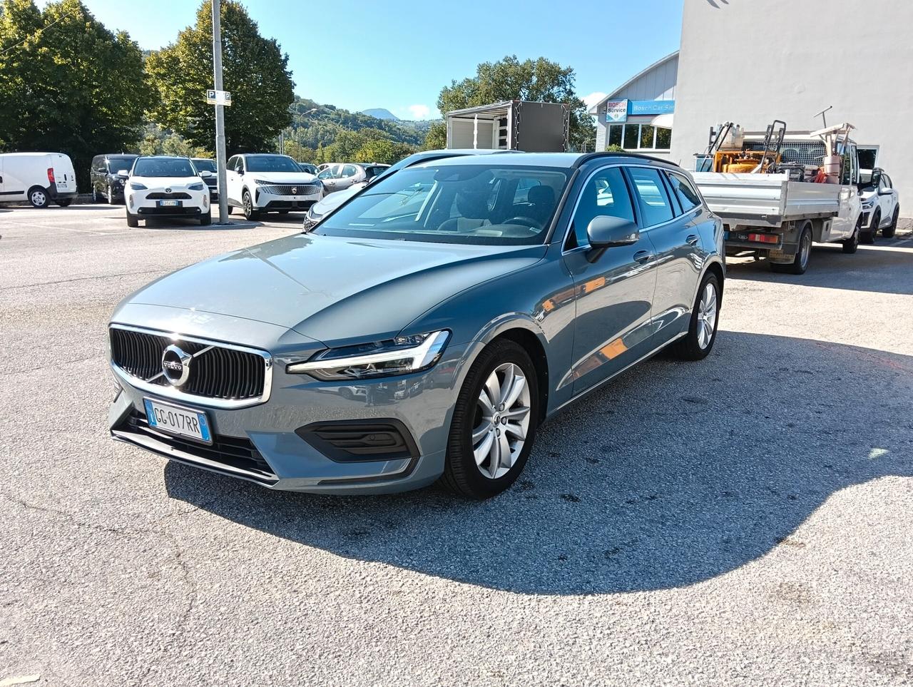 Volvo V60 B4 (d) Geartronic Momentum Business