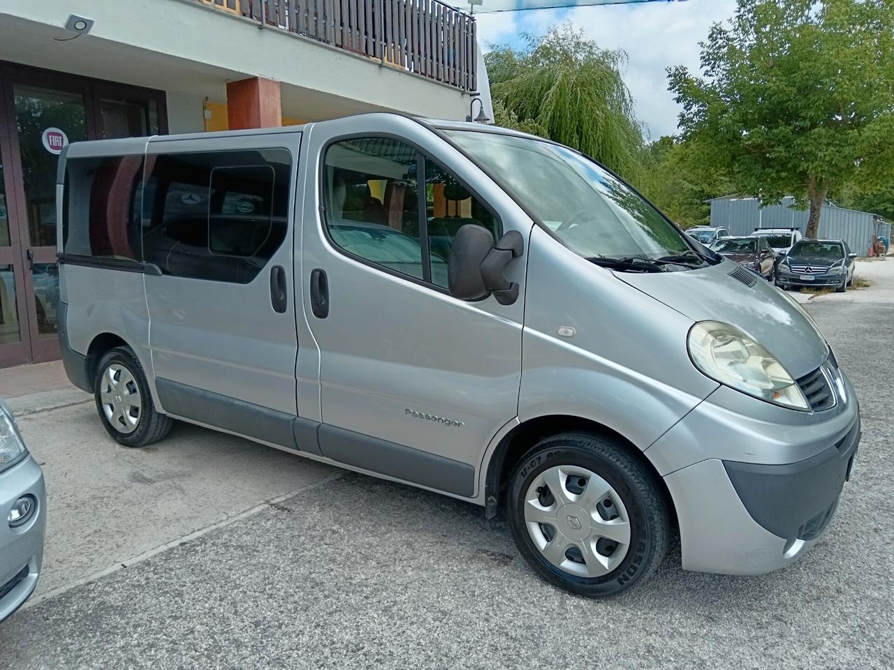 Renault Trafic 2.0 DCI 115CV 6 POSTI COMBI
